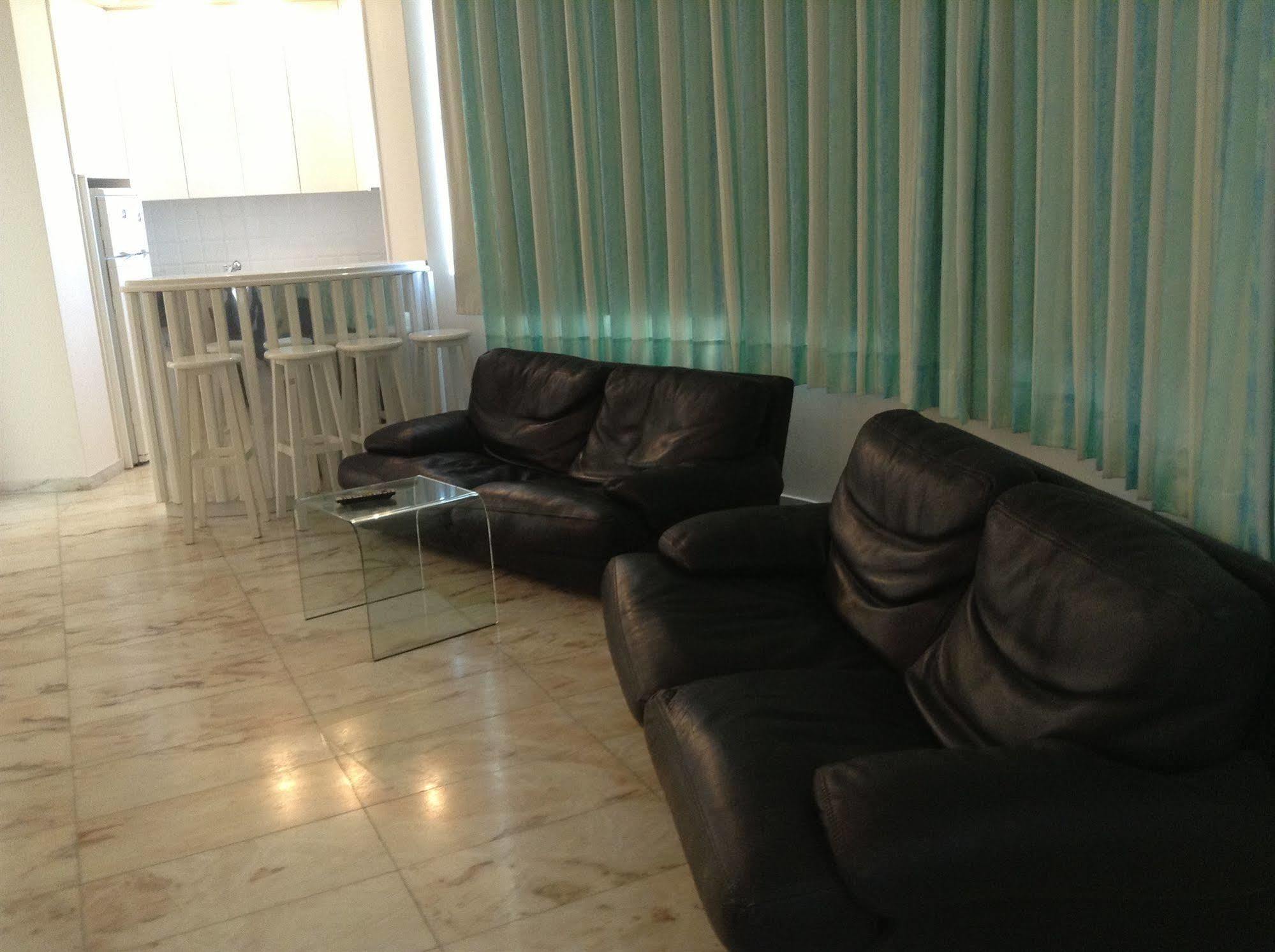 Hotel Blue Weiss Netánja Kültér fotó